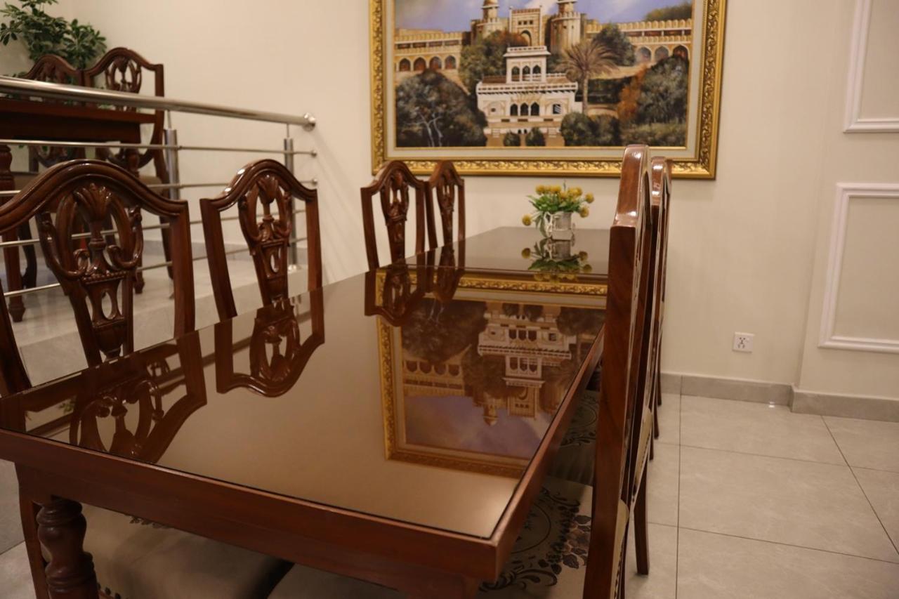 Hayyat Luxury Hotel Suites Lahore Exterior photo