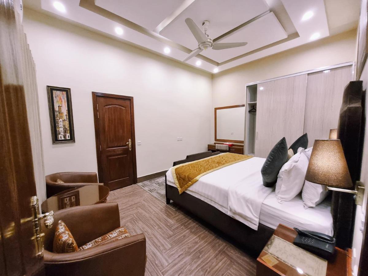 Hayyat Luxury Hotel Suites Lahore Exterior photo